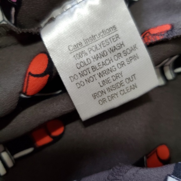 Blouse (Purchase in Australia) - Picture 5 of 7